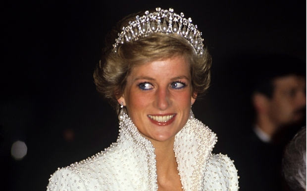 165039d  Diana Princess of Wales Hong Kong Visit