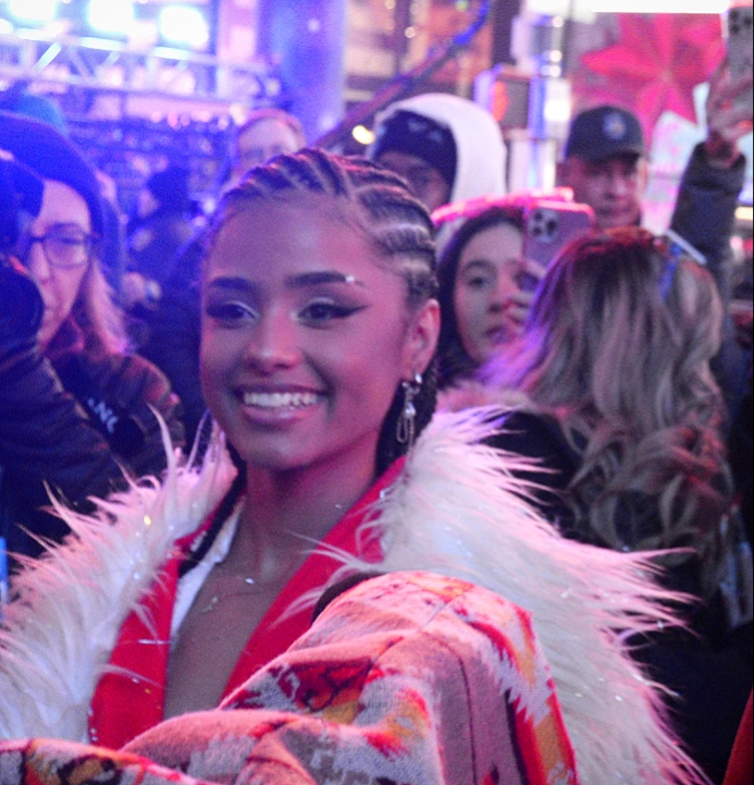 Tyla walking by at the New Year's Eve in Times Square NYC..foto credit Ita© BalkanPress