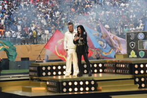 Robbie Williams performance with Lauren at FIFA CWC25 Finals in NJ. Foto credit Ita for BalkanPress