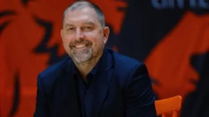 Salford City Appoints Peter Cklamovski as New Manager
